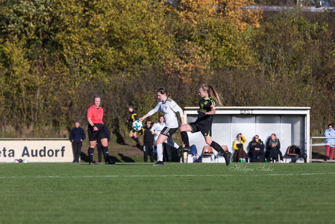 Bild 182 - Frauen TSV Vineta Audorg - SV Friesia 03 Riesum Lindholm : Ergebnis: 2:4